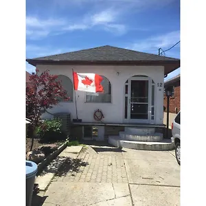 https://apt-angelinas-house.hotelstorontoontario.org